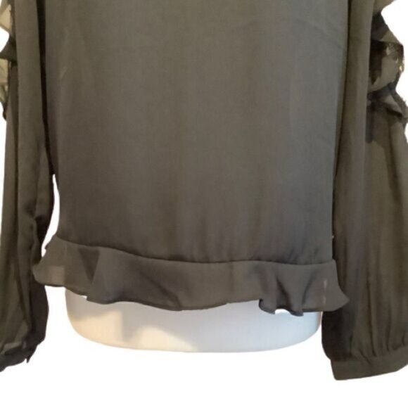 CLEO PETITES LONG SLEEVE TOP SIZE MP  - Picture 6 of 8